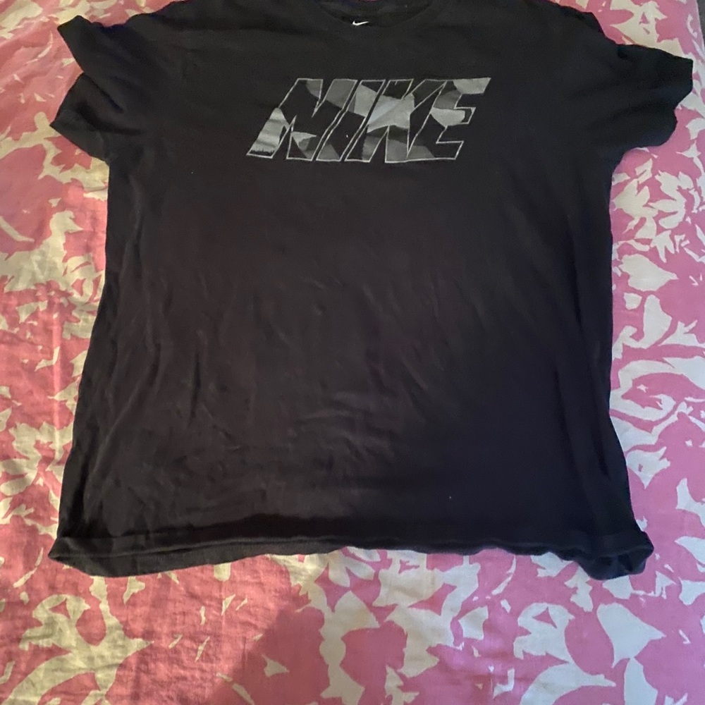 Nike T Shirt